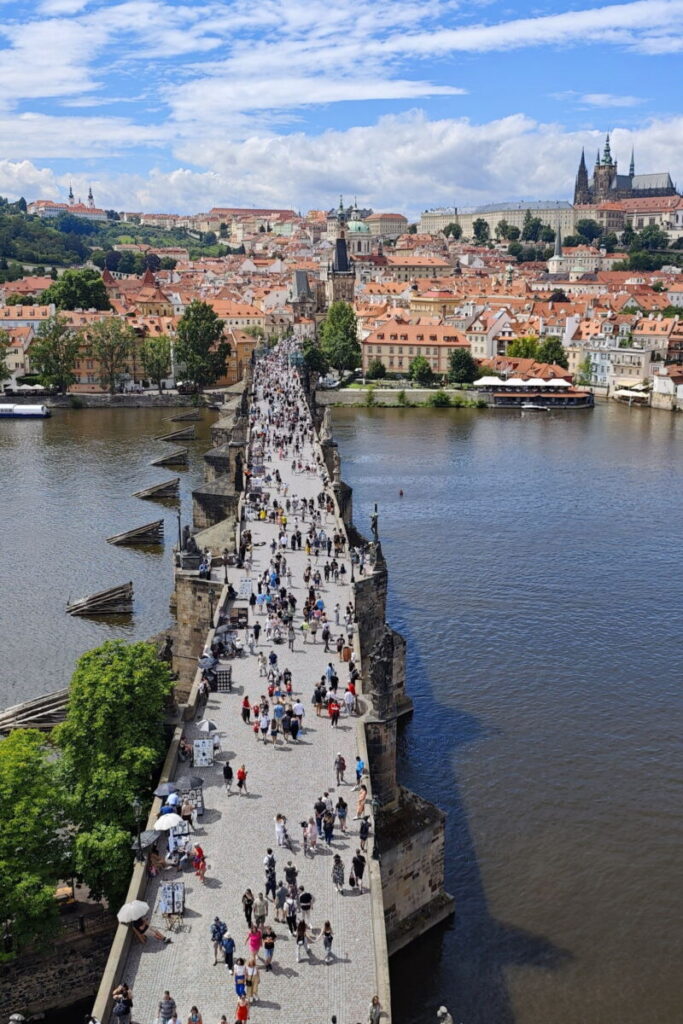 Reiseziele Europa - die Karlsbrücke in Prag